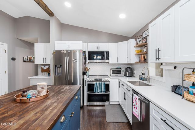 125 Rosebud Lane, Gray, TN 37615