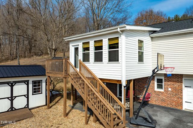 125 Rosebud Lane, Gray, TN 37615