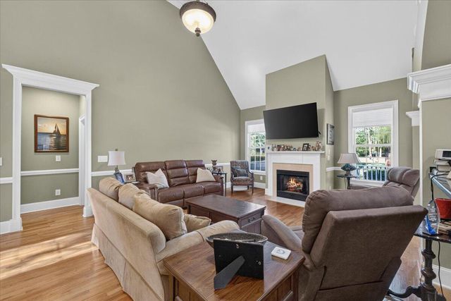 8843 E Fairway Woods Drive, North Charleston, SC 29420