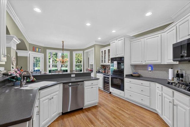 8843 E Fairway Woods Drive, North Charleston, SC 29420