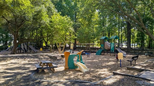 8843 E Fairway Woods Drive, North Charleston, SC 29420