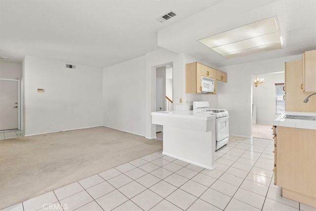 2879 Lancaster, Corona, CA 92882