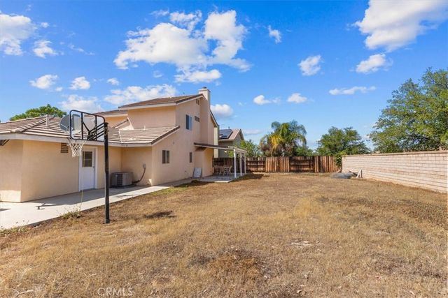 2879 Lancaster, Corona, CA 92882