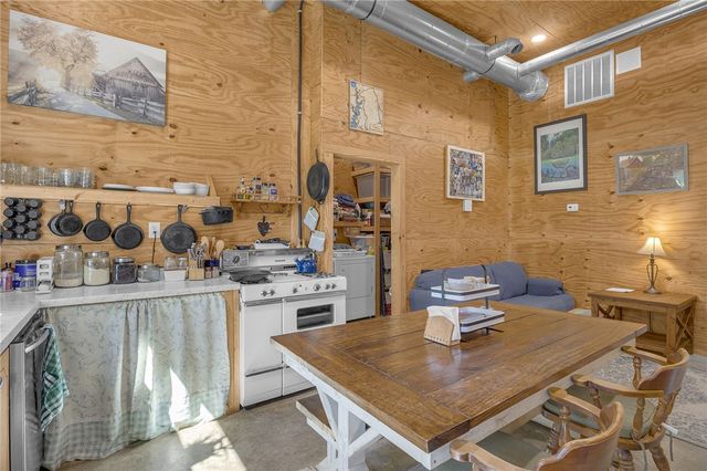 3306 Moorefield Memorial Highway, Pickens, SC 29671