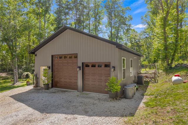 3306 Moorefield Memorial Highway, Pickens, SC 29671