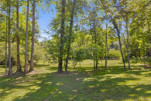 3306 Moorefield Memorial Highway, Pickens, SC 29671