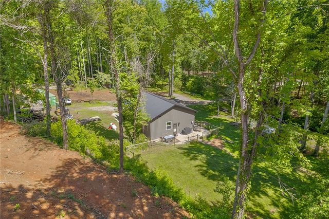 3306 Moorefield Memorial Highway, Pickens, SC 29671