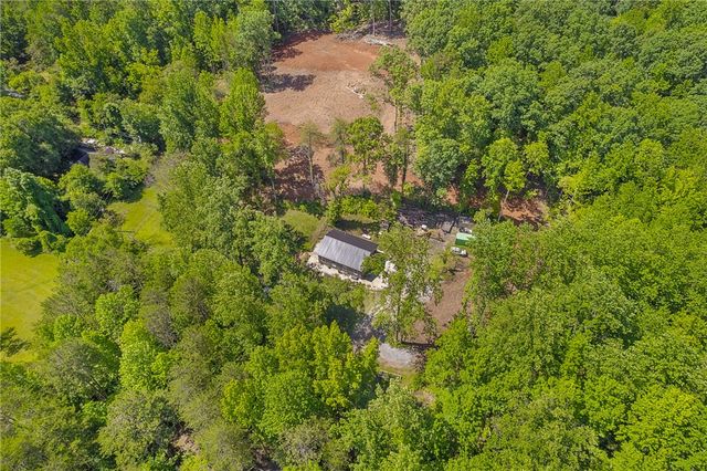 3306 Moorefield Memorial Highway, Pickens, SC 29671