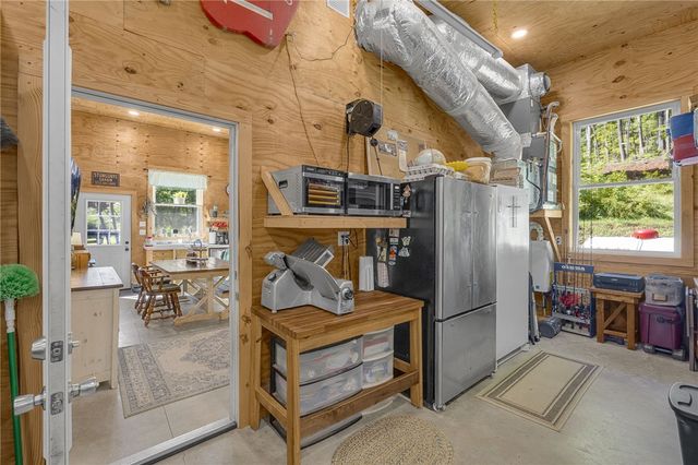 3306 Moorefield Memorial Highway, Pickens, SC 29671