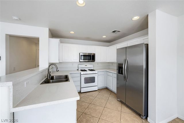990 Cantabria Heights Avenue, Las Vegas, NV 89183