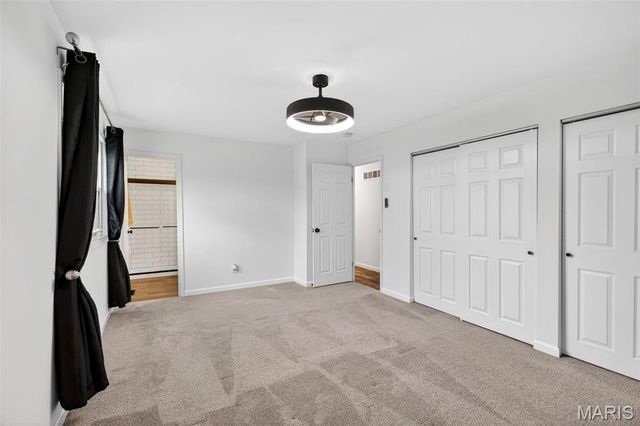 899 Oklahoma Avenue, Ballwin, MO 63021