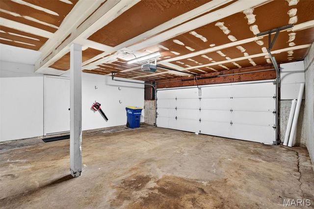 899 Oklahoma Avenue, Ballwin, MO 63021