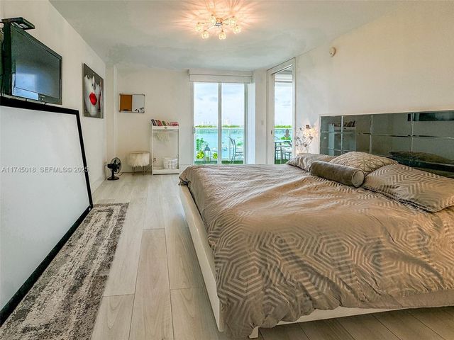 100 Bayview Drive 721, Sunny Isles Beach, FL 33160
