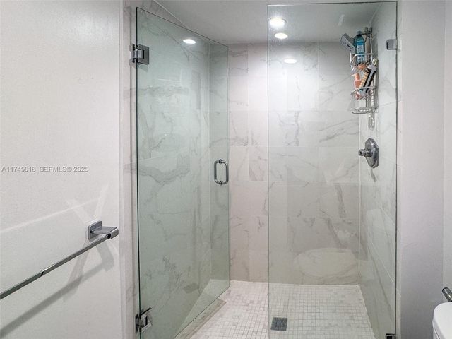 100 Bayview Drive 721, Sunny Isles Beach, FL 33160