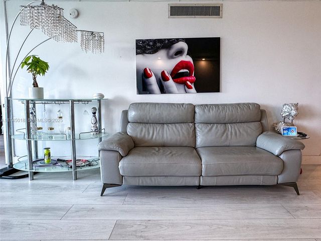100 Bayview Drive 721, Sunny Isles Beach, FL 33160