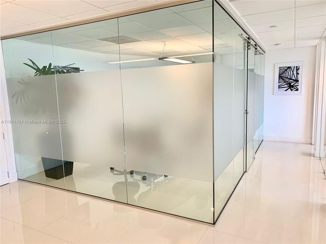 2100 Ponce De Leon Blvd 930, Coral Gables, FL 33134