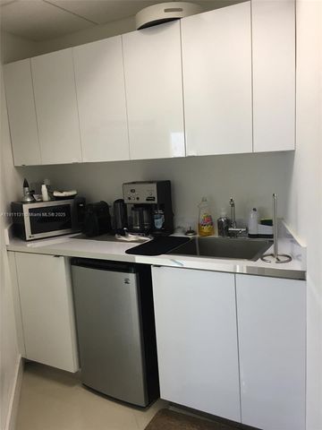 2100 Ponce De Leon Blvd 930, Coral Gables, FL 33134