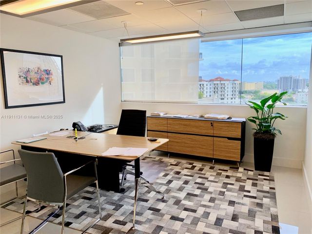 2100 Ponce De Leon Blvd 930, Coral Gables, FL 33134