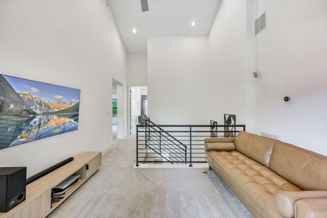 8110 Ranch Road 2222 RD 33, Austin, TX 78730