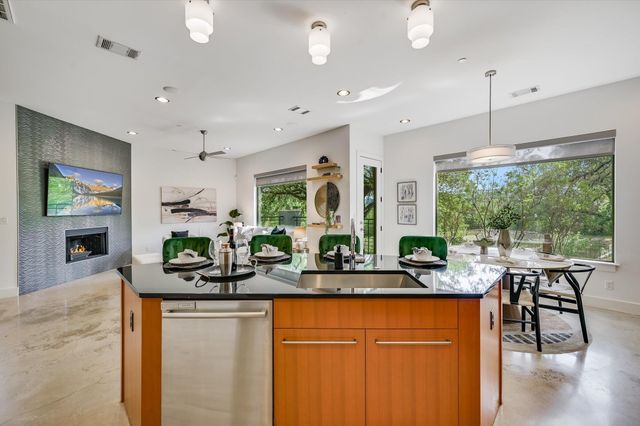 8110 Ranch Road 2222 RD 33, Austin, TX 78730