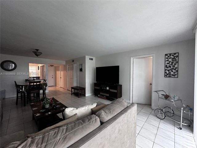 1501 NE Miami Gardens Dr 146, Miami, FL 33179