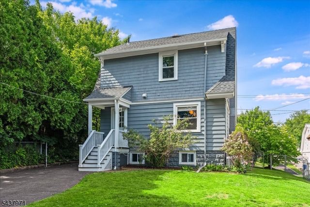40 Comley Pl, Bloomfield Twp., NJ 07003