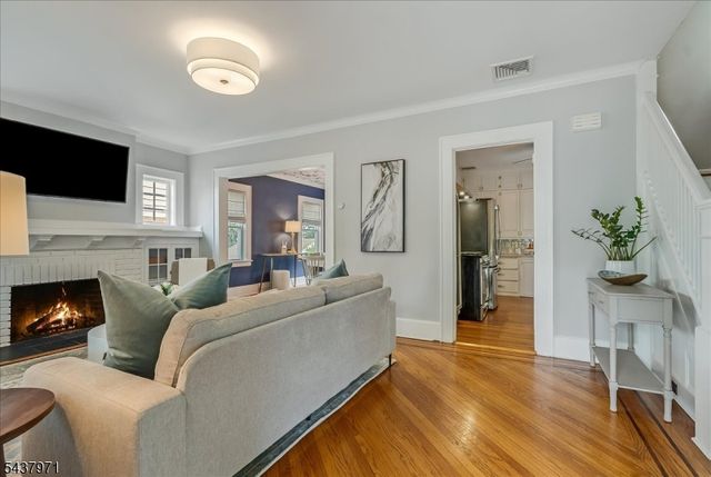 40 Comley Pl, Bloomfield Twp., NJ 07003