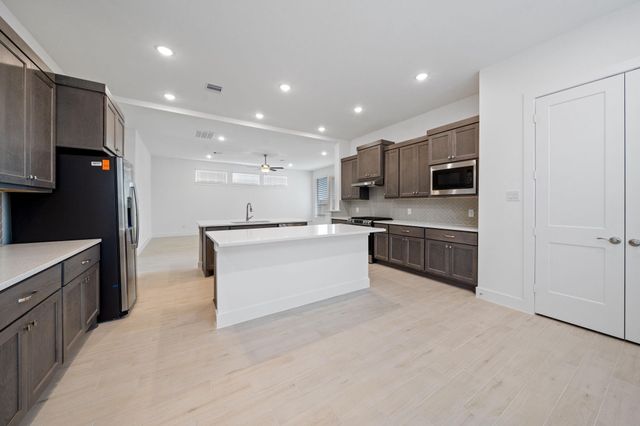 407 Emory Peak Lane, New Caney, TX 77357