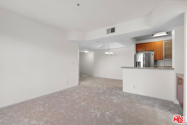 620 S Gramercy Place 301, Los Angeles, CA 90005