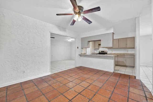 166 FAIR VLY, San Antonio, TX 78227