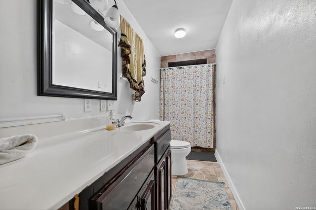 166 FAIR VLY, San Antonio, TX 78227