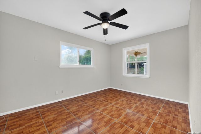 166 FAIR VLY, San Antonio, TX 78227