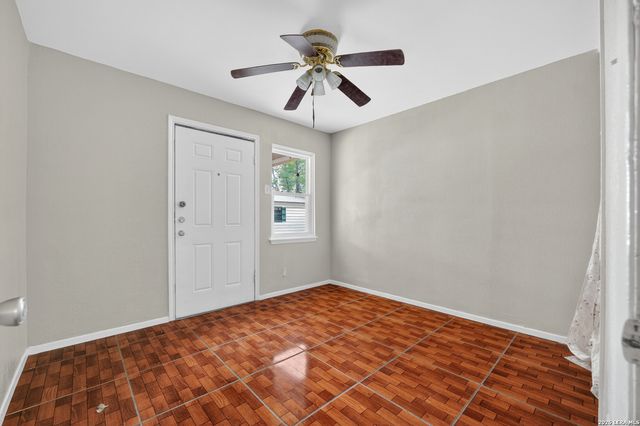 166 FAIR VLY, San Antonio, TX 78227