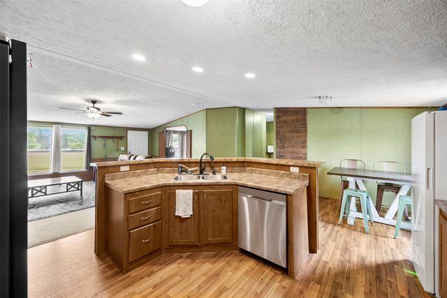 10020 Lavinder Lane, Crowley, TX 76036