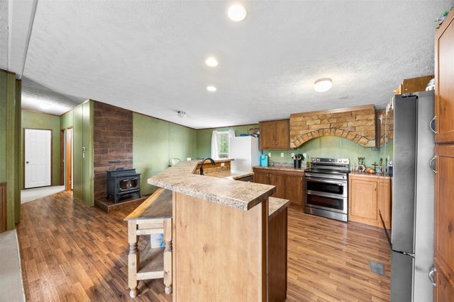 10020 Lavinder Lane, Crowley, TX 76036