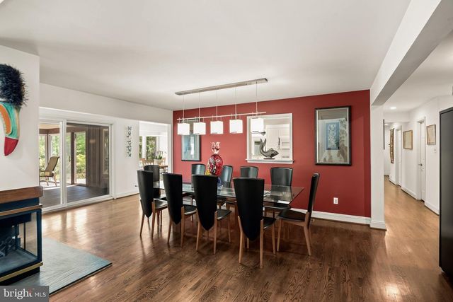 1 BRADDOCKS MILL CT, Medford, NJ 08055