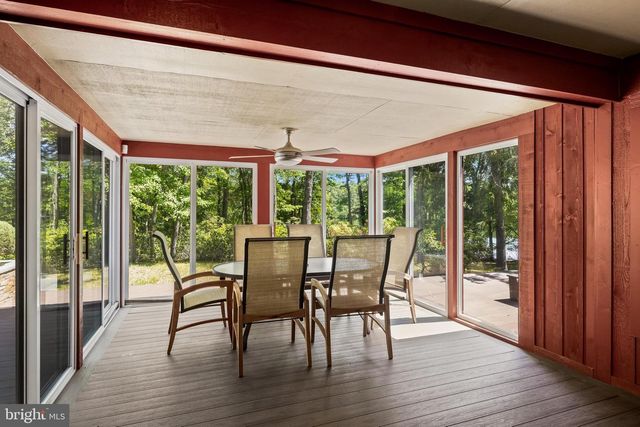 1 BRADDOCKS MILL CT, Medford, NJ 08055