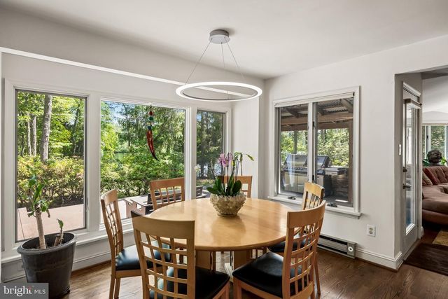 1 BRADDOCKS MILL CT, Medford, NJ 08055