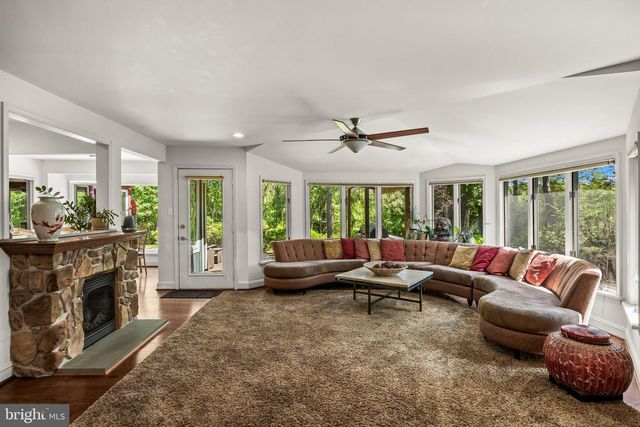 1 BRADDOCKS MILL CT, Medford, NJ 08055