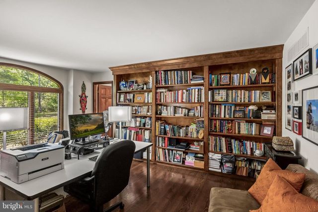 1 BRADDOCKS MILL CT, Medford, NJ 08055