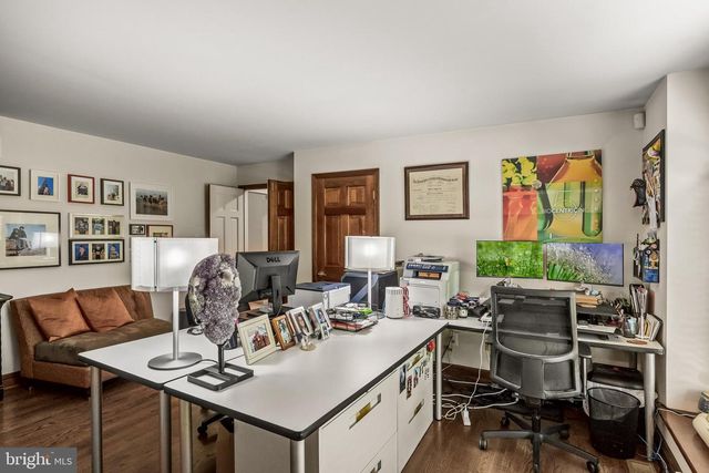 1 BRADDOCKS MILL CT, Medford, NJ 08055