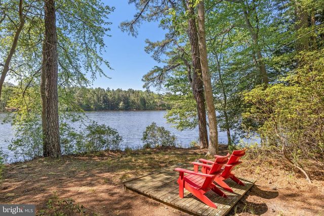 1 BRADDOCKS MILL CT, Medford, NJ 08055