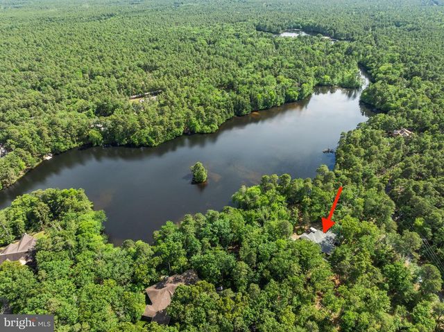 1 BRADDOCKS MILL CT, Medford, NJ 08055