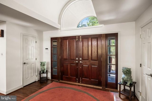 1 BRADDOCKS MILL CT, Medford, NJ 08055