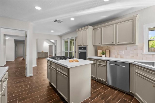 1508 Bayou Oak Drive, Friendswood, TX 77546