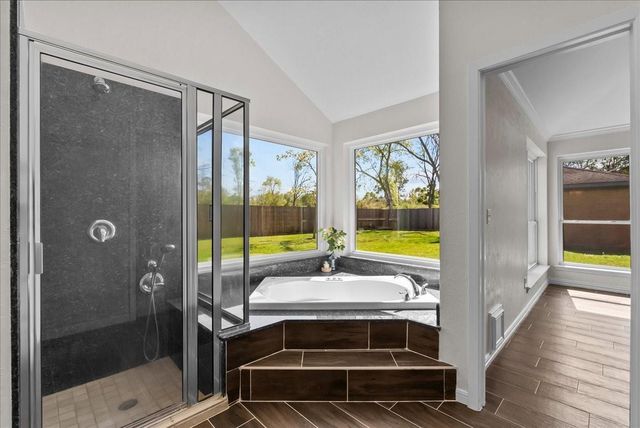 1508 Bayou Oak Drive, Friendswood, TX 77546