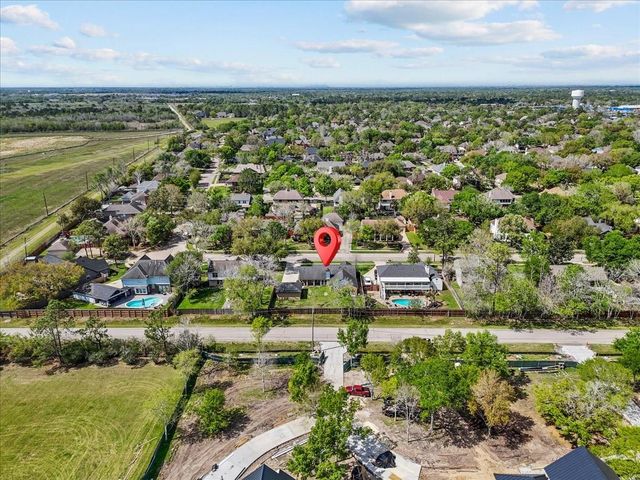 1508 Bayou Oak Drive, Friendswood, TX 77546