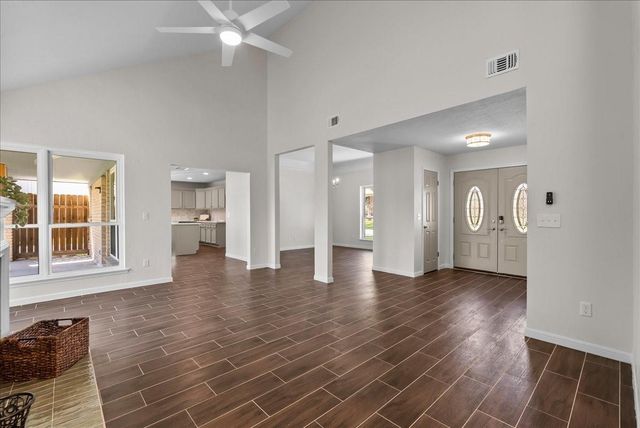 1508 Bayou Oak Drive, Friendswood, TX 77546