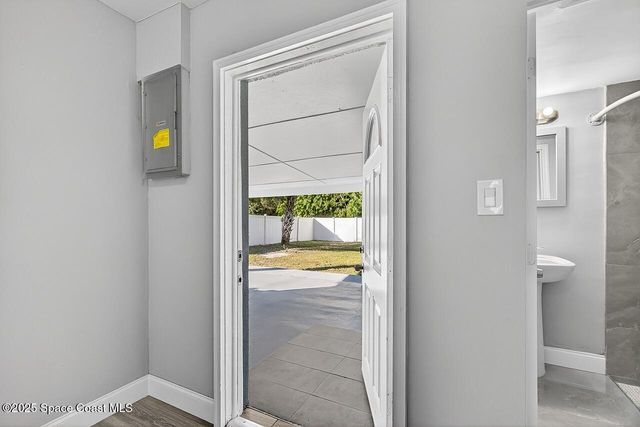 805 36th Avenue, Vero Beach, FL 32960