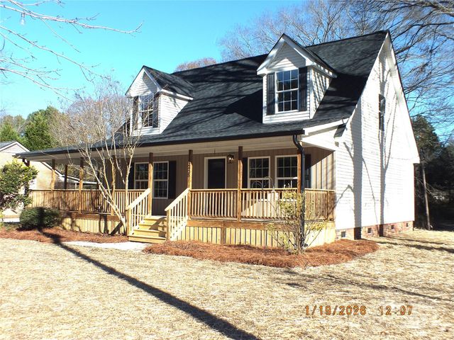 2425 Kershaw Camden Highway, Lancaster, SC 29720